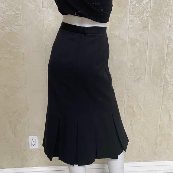 100% Wool Skirt with Pleated Hem - Picture 3 of 4